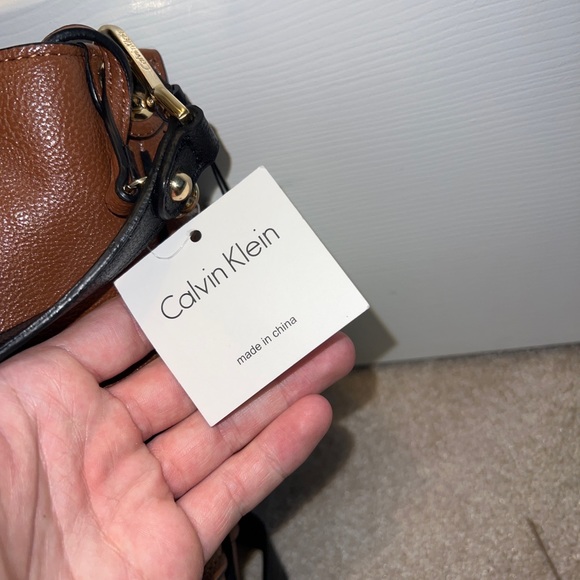 Calvin Klein Reversible Handbag - Picture 6 of 9